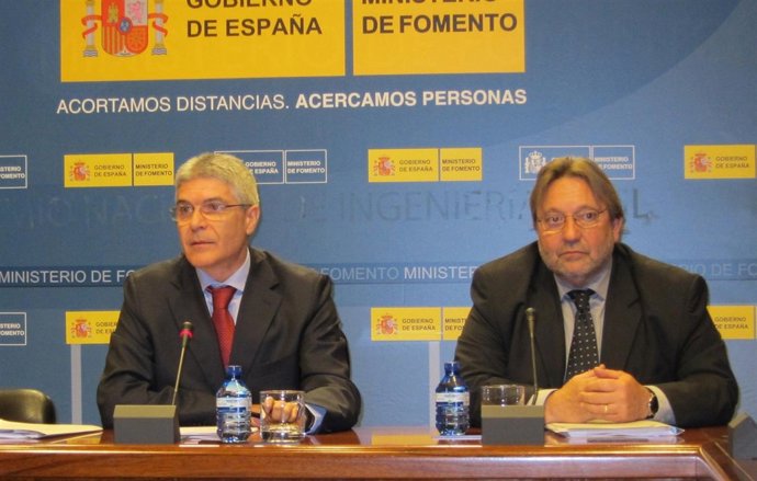Presentación De La Ley De Ordenación De Los Transportes Terrestres