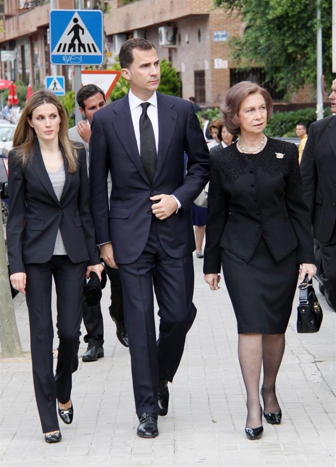 La Reina Y Los Principes De Asturias En El Funeral Del Sobrino Del Rey