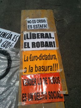 Democracia Real Ya, Carteles 'Acampada' 