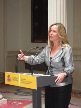La Ministra De Asuntos Exteriores Y De Cooperación, Trinidad Jiménez
