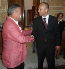 ACTO ENTREGA LICENCIA DE OBRAS BAHÍA FENICIA