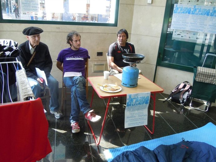 Protesta En Barakaldo De Colectivos Sociales