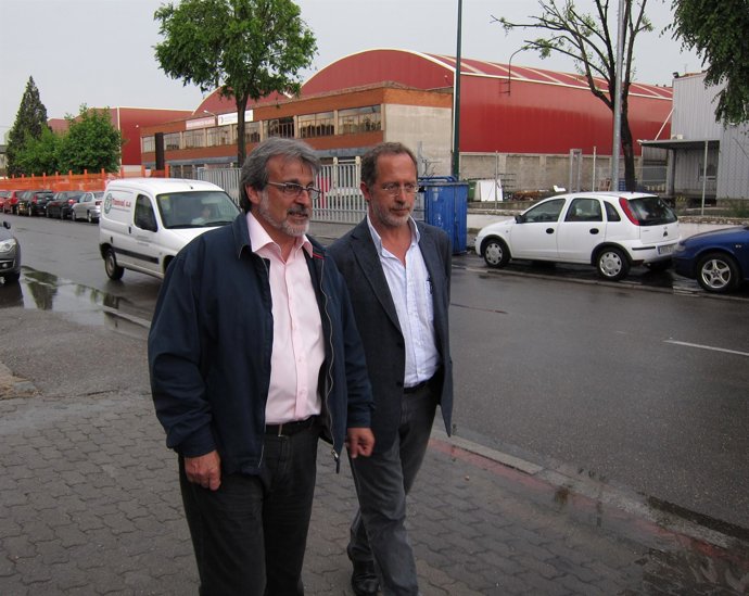 Manuel Saravia Y José María González En El Polígono De Argales.