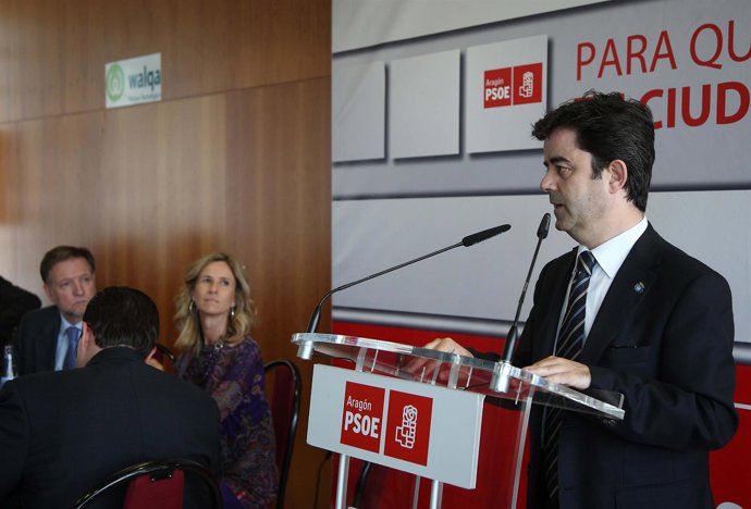 Alcalde De Huesca Y Candidato Del PSOE La Alcaldía, Luis Felipe