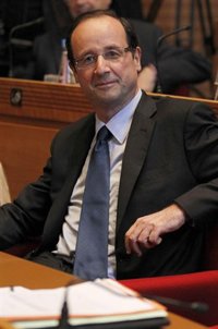 Hollande despunta como favorito en las primarias socialistas francesas