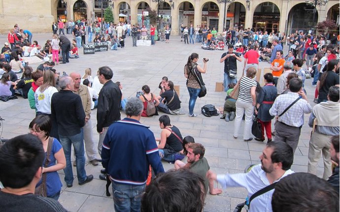 500 Indignados En Logroño,¡ De La Plataforma 'Democracia Real Ya!'