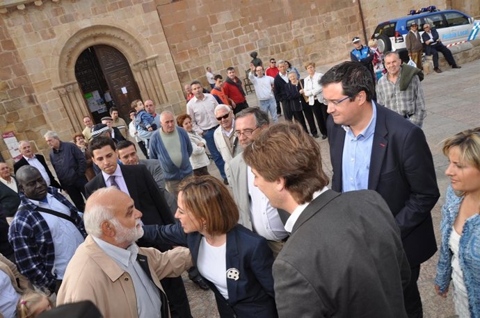 Carme Chacón, Minutos Antes De Un Mitin En Soria