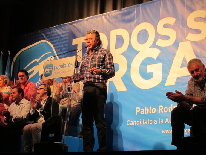 Granados En Un Mitin En Arganda