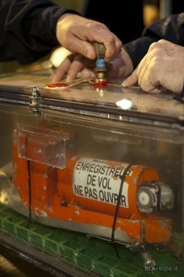Una De Las Dos Cajas Negras Del Avión De Air France
