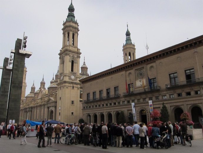 Acampada Del 15M En Zaragoza El Día 19 De Mayo