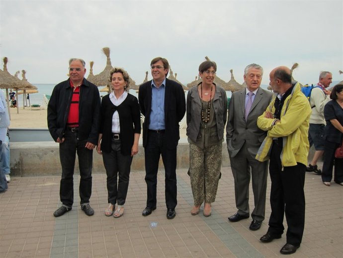 Antich Se Reúne Con Hoteleros Y Comerciantes De La Playa De Palma.