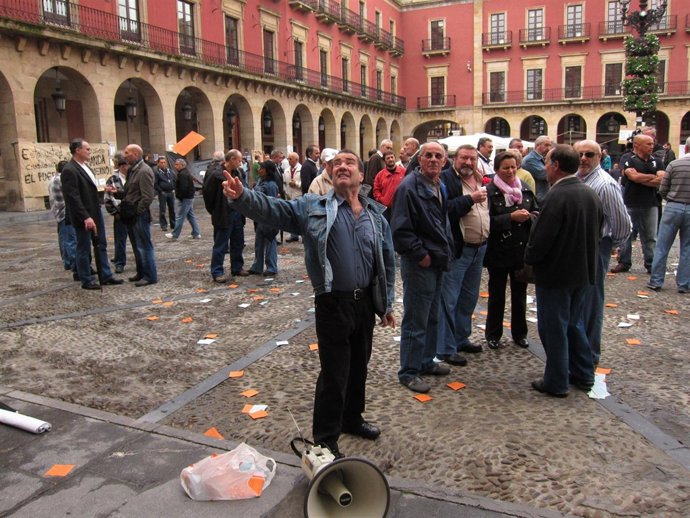 Concentración Trabajadores De Naval Gijón