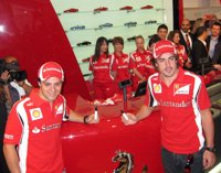Fórmula 1.- Alonso y Massa inauguran la Ferrari Store en Barcelona