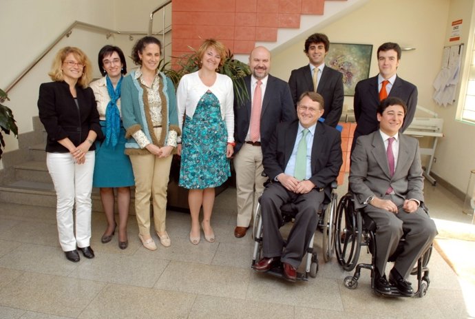 Reunión Del Cermi Con La Eurodiputada Del PP, Rosa Estarás