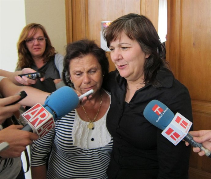 Emiliana A Su Salida Del Juicio