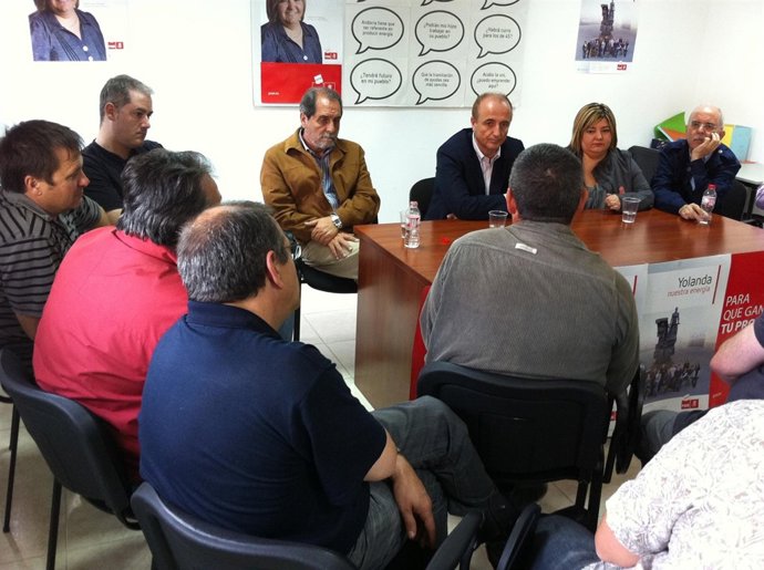 Reunión De Sebastián Con Trabajadores De La Central Térmica De Andorra