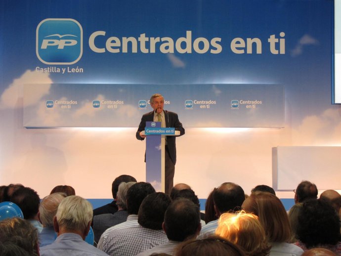 El Candidato Del PP A La Alcaldía De León, Emilio Gutiérrez