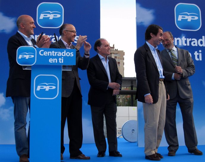 El Expresidente Del Gobierno, José María Aznar, En Un Mitin En Valladolid