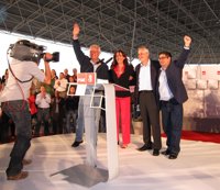 Griñán afirma que la gente de derecha no se merece un PP que practica la política del "rencor y el exterminio"