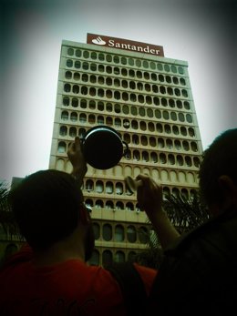 Cacerolada Y Manifestación En Tenerife Del Movimiento 15M       