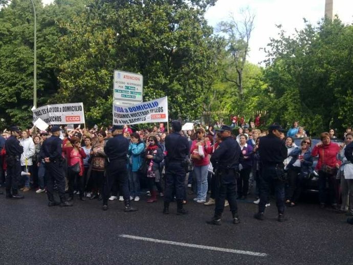 Concentración De Trabajadoras En Ayuda A Domicilio
