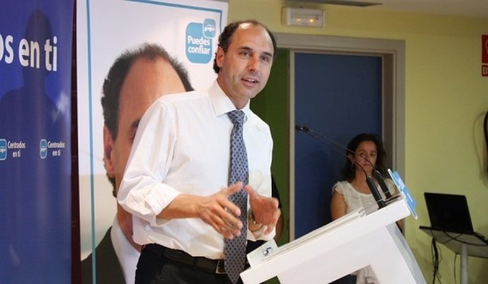 Ignacio Diego En Un Mitin. 