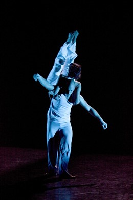 Un Momento De La Representación De Hidden/Choice