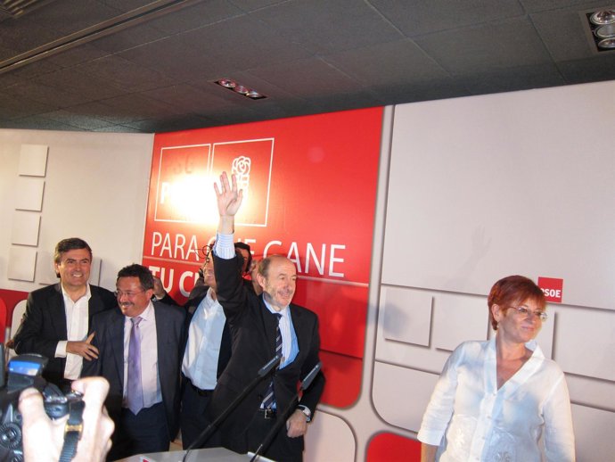 Rubalcaba, en un acto durante la campaña electoral