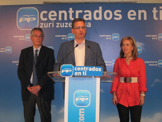 Antonio Basagoiti, Con Antton Damborenea Y Cristina Ruiz