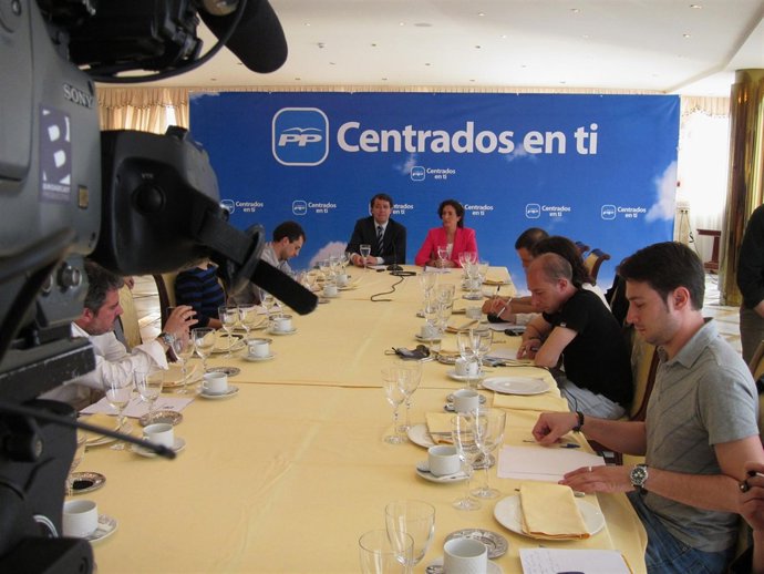 Desayuno De Trabajo De Los Candidatos Del PP De Salamanca