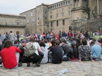 Los 'indignados' en Galicia apuestan por resistir pese a la prohibición y proponen entregar tojos a antidisturbios