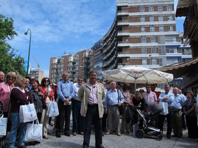 Juan Ignacio Zoido (PP), Con Vecinos De Nervión