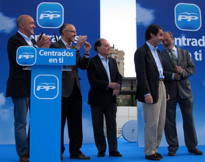 El Expresidente Del Gobierno, José María Aznar, En Un Mitin En Valladolid