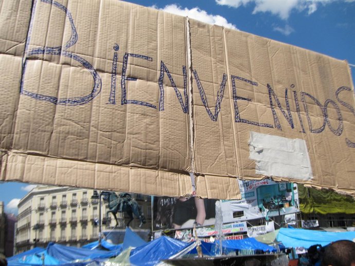 Acampada Sol A Las 13.30 Horas Del Viernes 20 De Mayo