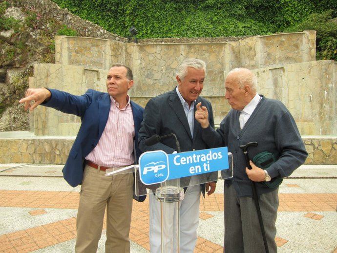 Arenas, En Un Acto Electoral En Su Pueblo Natal, Olvera (Cádiz)