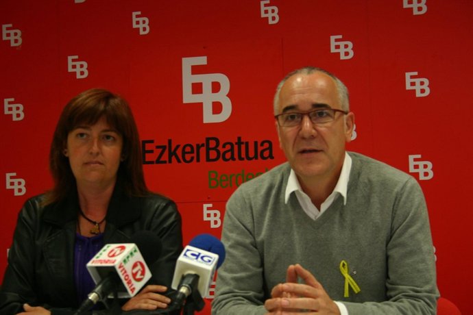 Los Candidatos De EB A Alcalde Y Diputada, José Navas Y Nere Gálvez.