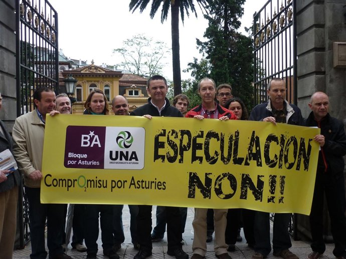 Acto De Protesta De BA-UNA Ante Villa Magdalena 