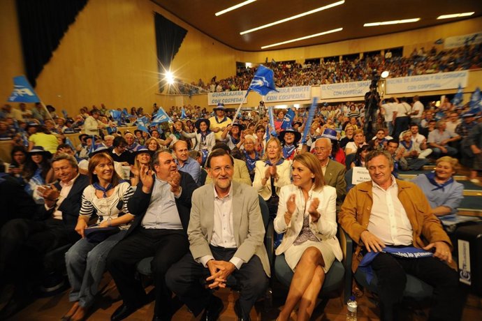 Rrajoy Y Cospedal En Un Mitin En Guadalajara 