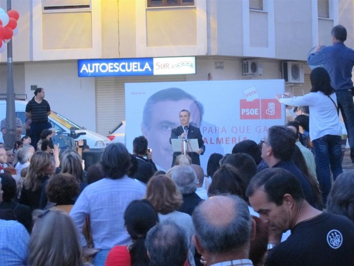 Usero Cierra Campaña En Almería