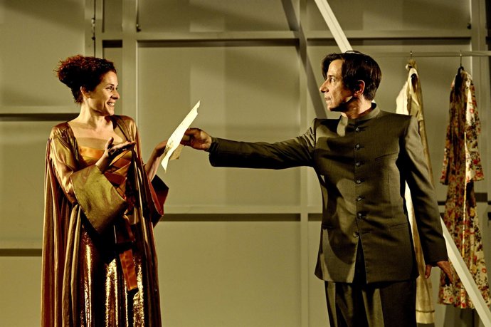 Marta Marco Y Jordi Boixaderas En 'El Misantrop' En El TNC