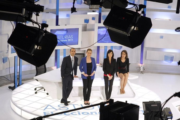 Javier Cancho, Diana Sánchez, Beatriz Fernández Y Carolina Ganced