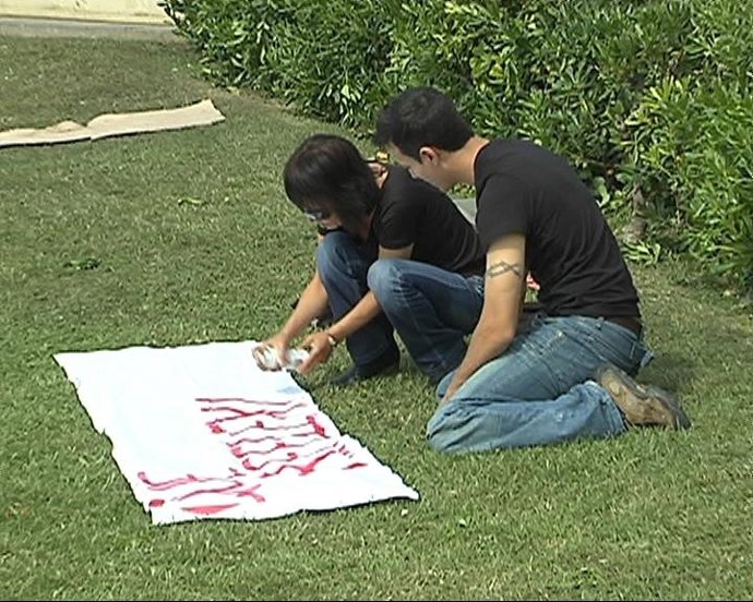 @Acampadabcn En La Jornada De Reflexión
