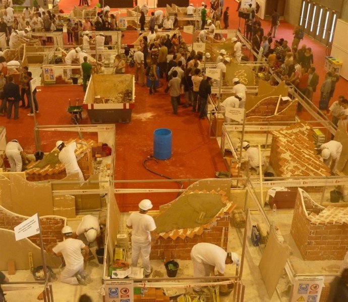 CONCURSO INTERNACIONAL DE ALBAÑILES EN EL SALÓN CONSTRUMAT