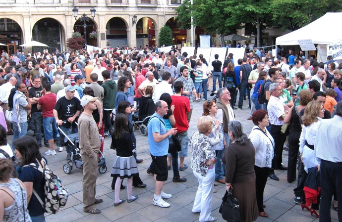 Aspecto Que Presentaba La Plaza Del Mercado Esta Tarde En Logroño