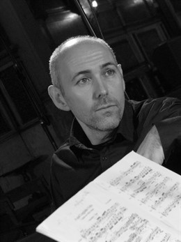 El Director Enrico Onofri En La Versión Concierto De La Ópera 'Orfeo Y Eurídice'