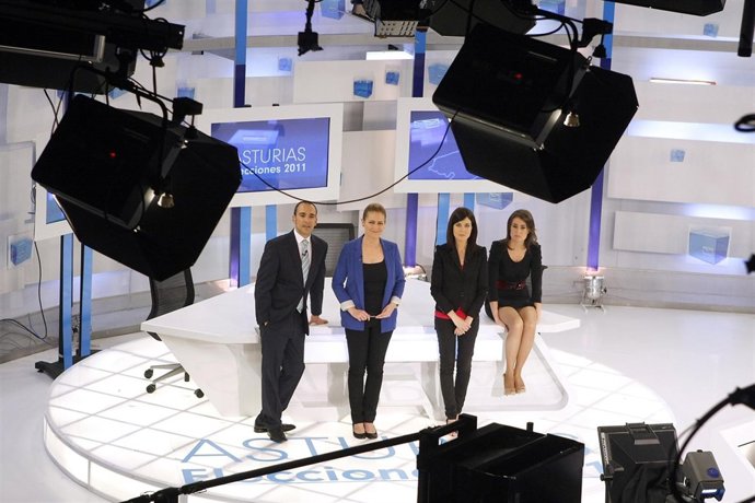 Javier Cancho, Diana Sánchez, Beatriz Fernández Y Carolina Ganced