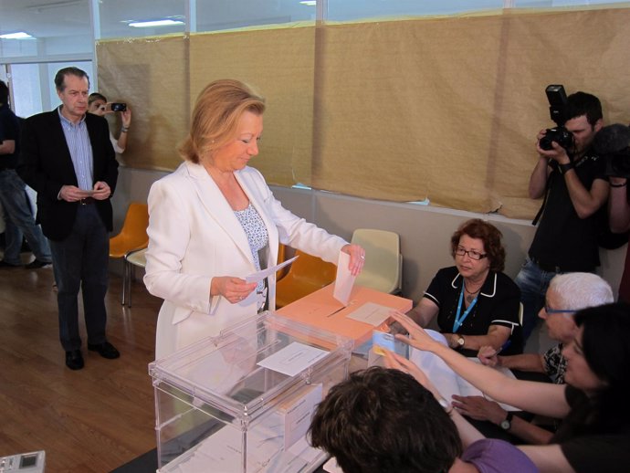 Votación De Luisa Fernanda Rudi, Candidata Del PP A La Presidencia De Aragón