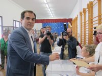 Nieto (PP) pide ejercer el voto con "ilusión" y espera que el resultado sea "el mejor para Córdoba"