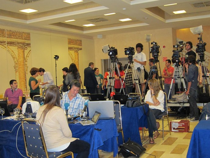 Sala Habilitada Por El PP