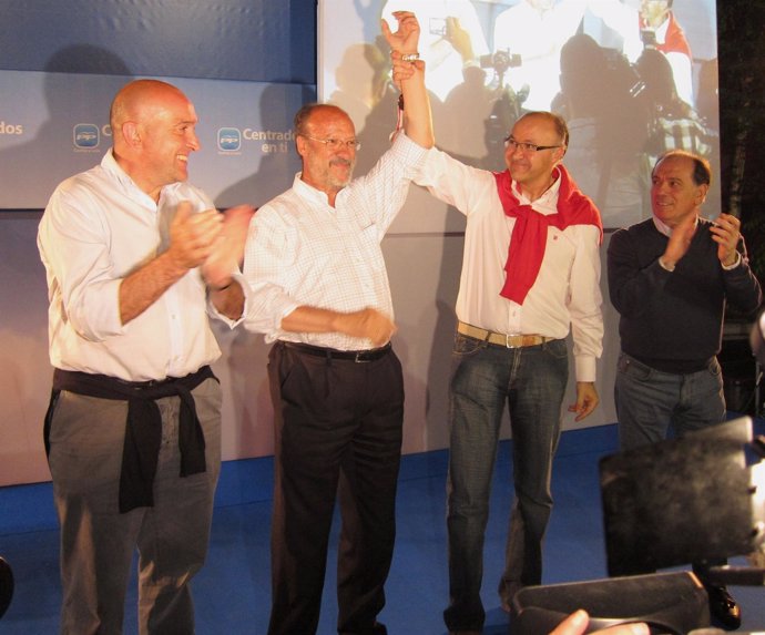Celebración De La Victoria Electoral Del PP En Valladolid